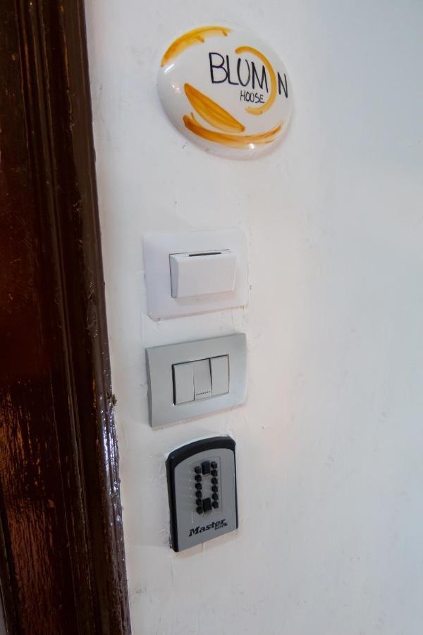 Blumon House Apartment Napoli Bagian luar foto